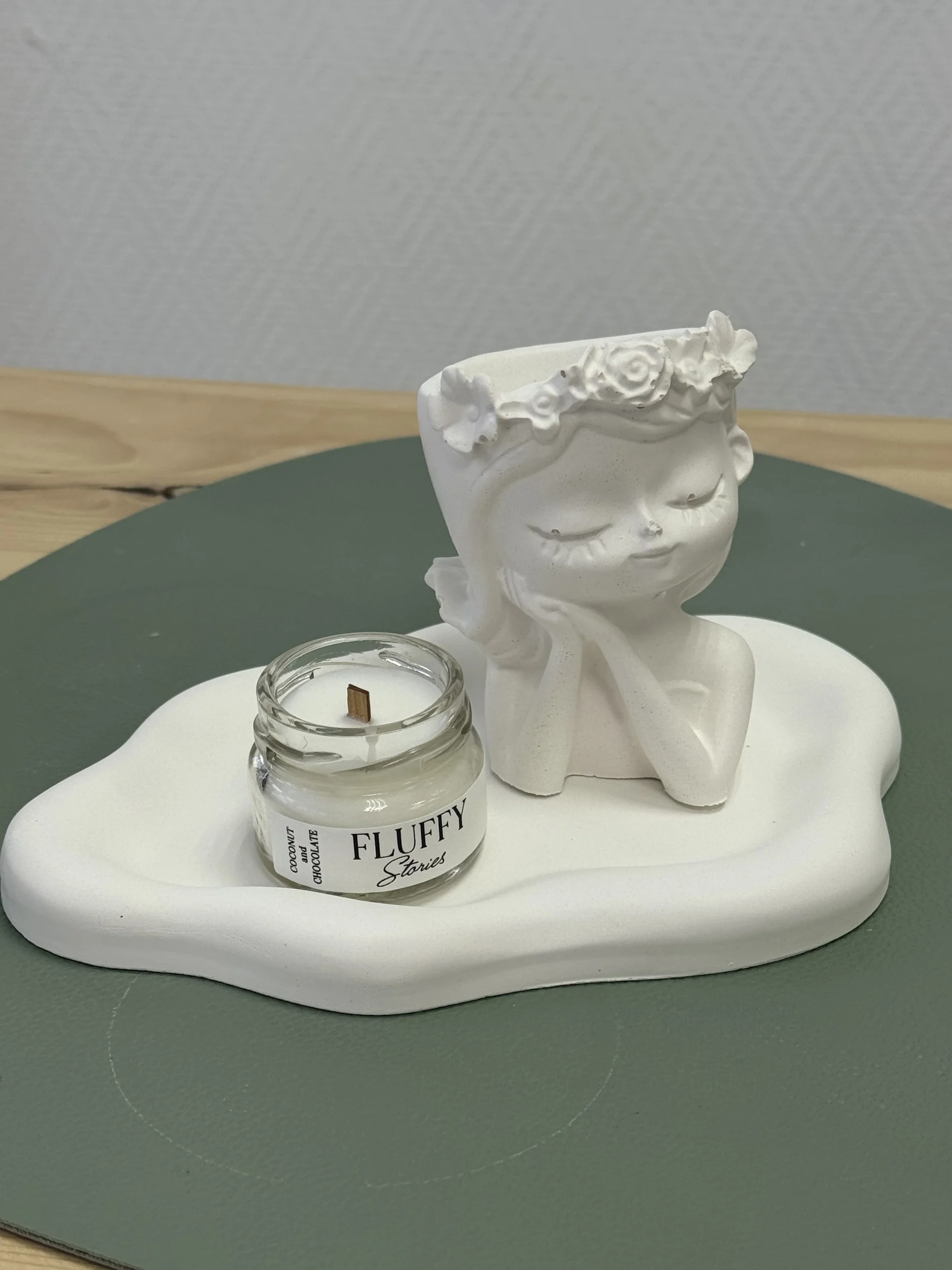 Кашпо – подсвечник «Девочка»